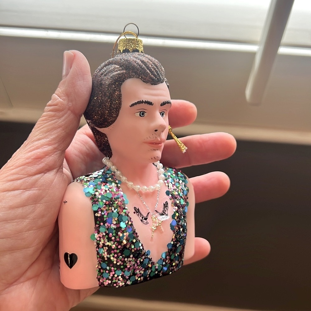 Harry Styles Colorful Bust Ornament - Picture 2 of 4
